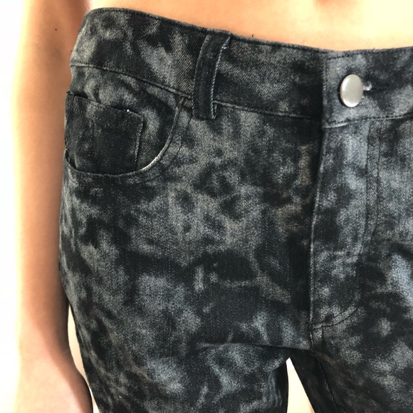 Solddd Outtt - Picture 3 of 5